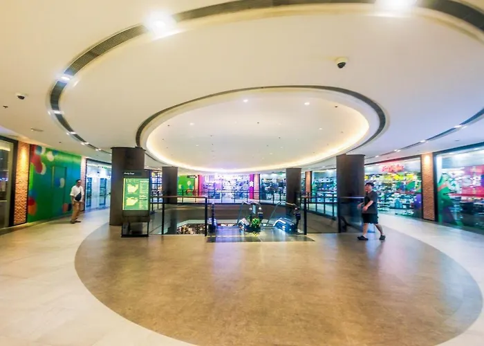 Metro Paradise 1br Comfort Makati Swim Gym Park 300mb 2320 Apartment Manila