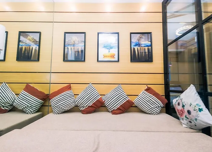 Apartment Metro Paradise 1br Comfort Makati Swim Gym Park 300mb 2320 Manila