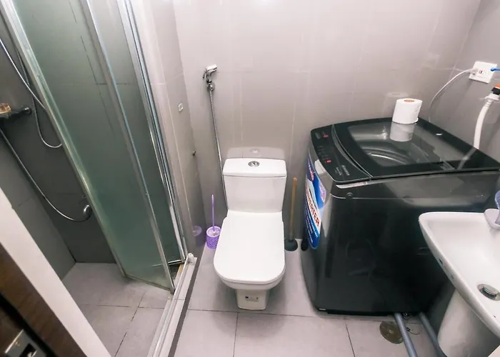 Apartment Metro Paradise 1br Comfort Makati Swim Gym Park 300mb 2320