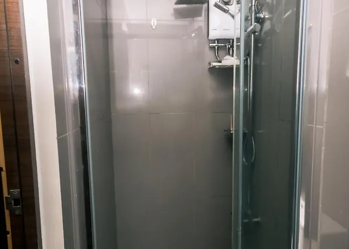 Metro Paradise 1br Comfort Makati Swim Gym Park 300mb 2320 *